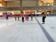 -奥山冰场(奥山世纪城店)