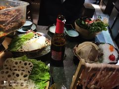 -湊湊火锅·茶憩(新中关购物中心店)
