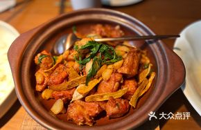 Thai Basil Clay Pot Chicken