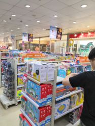 -爱婴室(上海百联中环店)