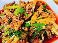 -朱大嘴肥肠血旺(福字街店)