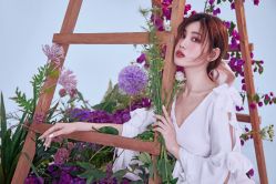 -onlygirl摄影美学馆高端定制(江滩店)