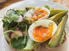 牛油果吐司-Egg•Allday Brunch(襄阳北路店)