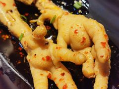 溜粑鸡爪-蛙三泡椒牛蛙(万象城店)