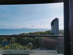 -三亚湾海居铂尔曼度假酒店