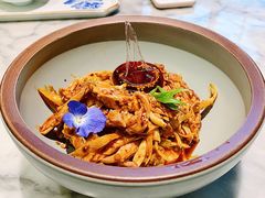 敲糖棒棒鸡-辛香汇·现炒川菜(淮海路百盛店)