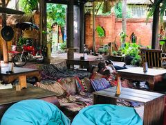 -乌托邦酒吧和餐厅