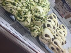 -白玉兰食品(中山公园龙之梦店)