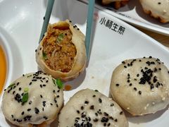-小杨生煎(浦江欢乐颂店)
