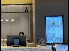 -宜致酒店(永庆坊彩虹桥地铁站店)
