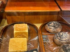 -小飞象面包公社(珠江路金鹰店)