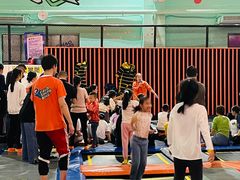 -潮尚蹦蹦床主题公园(韦曲店)