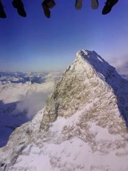 -翱翔飞越地平线