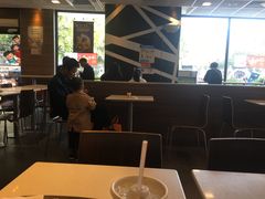 大堂-麦当劳(田林好又多店)