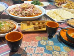 -乡村馕坑肉·烧烤·新疆菜·本地人更爱吃(阿勒泰首店)