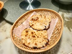 缙云烧饼-梁家大院•农家菜(昆山会展中心店)