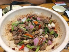 -老滇山寨•云南特色菜•地方菜•民族风情歌舞表演(金碧店)