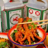 冒雨也要来吃的油卤串串 配上精酿香晕了