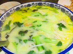 -眷江南之小蓝鲸(王府大街店)