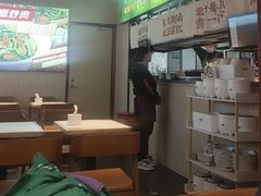 -霸蛮湖南菜·牛肉粉(荣京西街店)