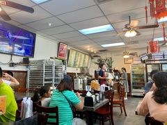 -车库美食餐厅
