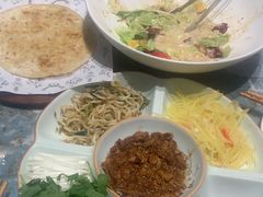 -哈啾嗨·新概念蒙餐(红星新城店)