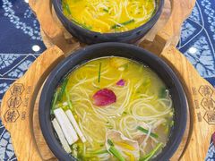 -桥香园过桥米线(国贸店)
