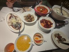 -楚山晓·湖北菜(武汉光谷K11店)