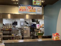 -麦当劳(乳山路店)