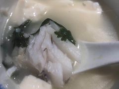 -姜君·千岛湖鱼头馆(浦东大道店)