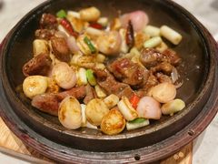 石锅堂焗牛肉粒-柴门头啖汤·经典川菜·慢火汤品(锦城万达店)