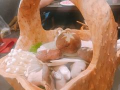 -捞王锅物料理(上海世茂广场店)