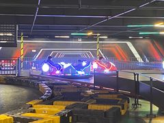 -极限PLAY运动娱乐新世界·团建派对表演休闲馆·室内高空游乐园