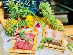 -大中华希尔顿酒店-念自助餐·嗨啤·小龙虾
