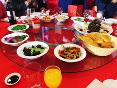 -山明水秀大饭店