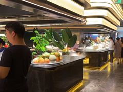 -钱小奴海鲜自助黑金店(杭州滨江龙湖店)