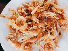 炸河虾-北京龙庆四季香农家饭庄·灶台鱼·碳烤虹鳟鱼(龙庆峡店)