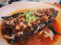 葱焖鱼头-上名堂·鱼头好吃(体育场路店)