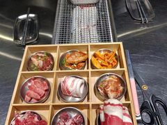 -马路牙子烧烤音乐酒馆(望京店)