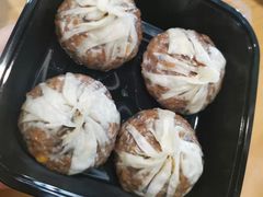 芝士咸蛋黄烧卖-217笋干馄饨