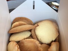 -东西风牛排馆周末烧烤自助(首都机场希尔顿店)