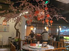 -卢大鲜鱼头捞饭(美利广场店)