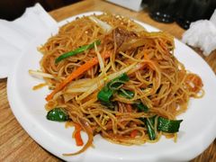 牛肉炒米粉-广东小美食(果戈里大街店)