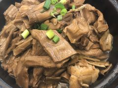 干笋红烧肉-临街徽菜馆·正宗黄山味