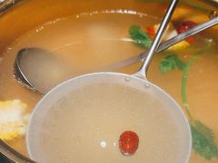 -牛人日志·鲜牛肉骨汤火锅(万科里瑧店)