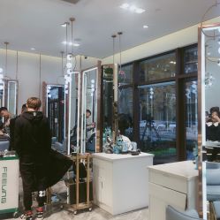 -MY WAY SALON
