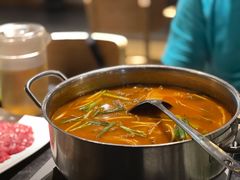 酸汤牛肉火锅-泉味道贵州厨房(三里河店)