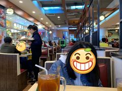 -九龙湾茶餐厅(东门店)