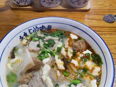 葫芦头泡馍-朱秀英梆梆肉葫芦头(琉璃街店)