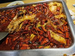 -鸣记脆皮烤鱼(铁西店)